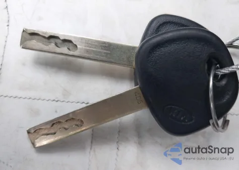 2018 Kia Rio Lx z USA, uszkodzony, nr VIN 3KPA25AB0JE096040